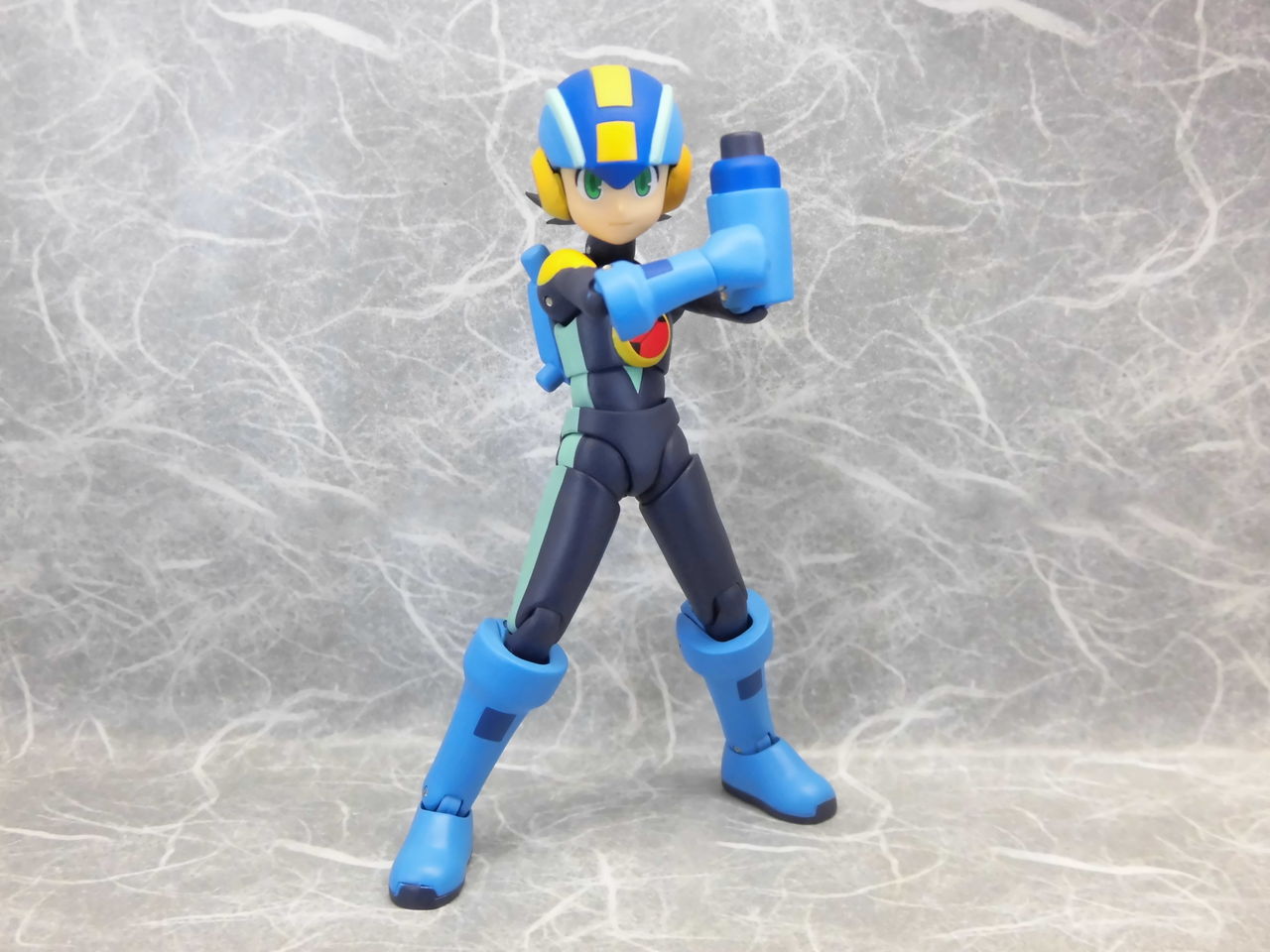 4インチネル ロックマン エグゼ レビュー : コスモスペース