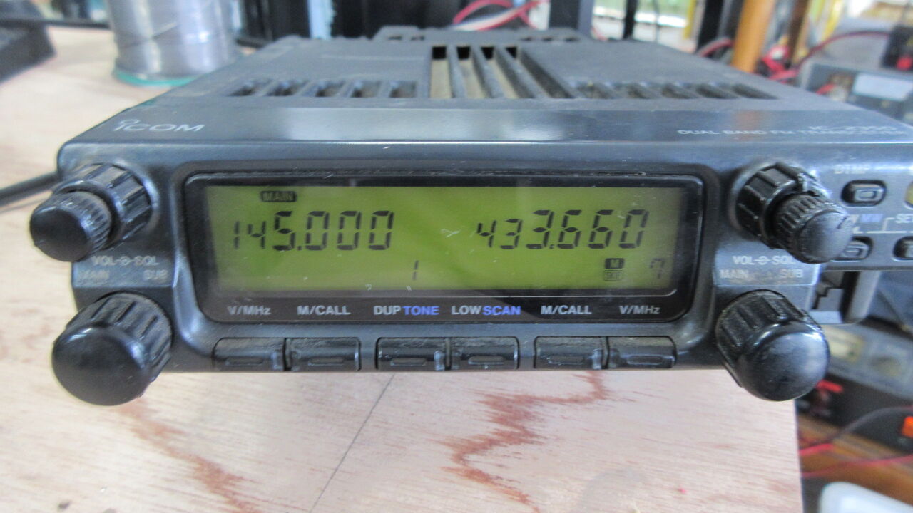 修理の日々(IC-2350) : タケダ無線日記