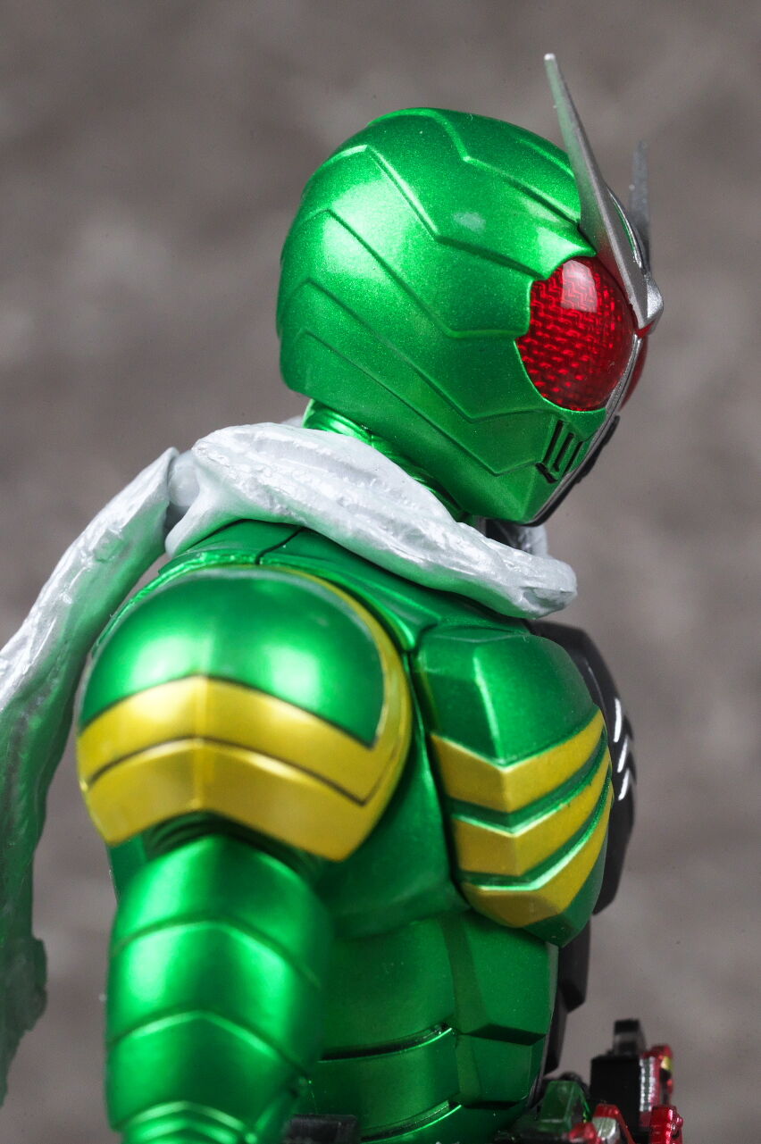 S.H.フィギュアーツ （真骨彫製法） 仮面ライダーW サイクロンスカル