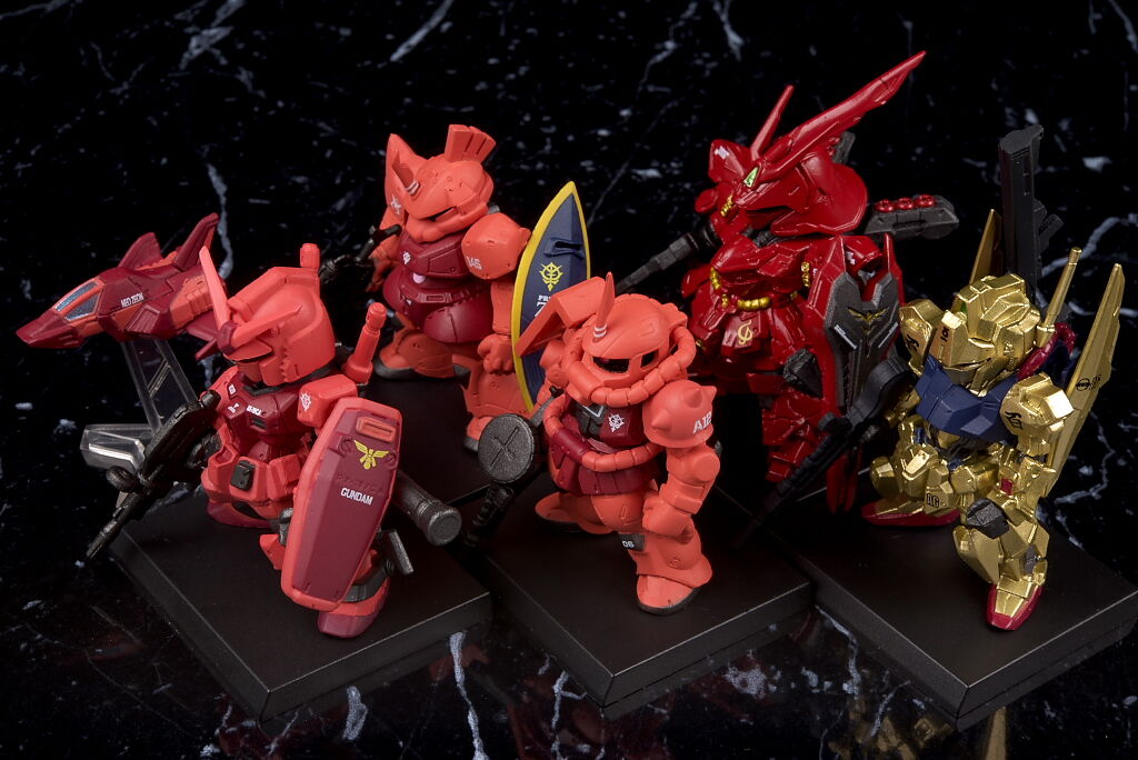 FW GUNDAM CONVERGE:CORE キャスバル専用ガンダム＆赤い彗星の軌跡