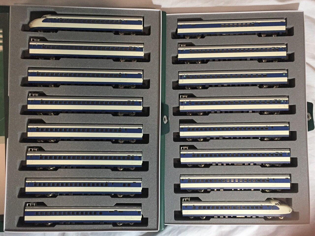 KATO 10-1700/1701 0系2000番台新幹線「ひかり・こだま」 : KurekouPortal