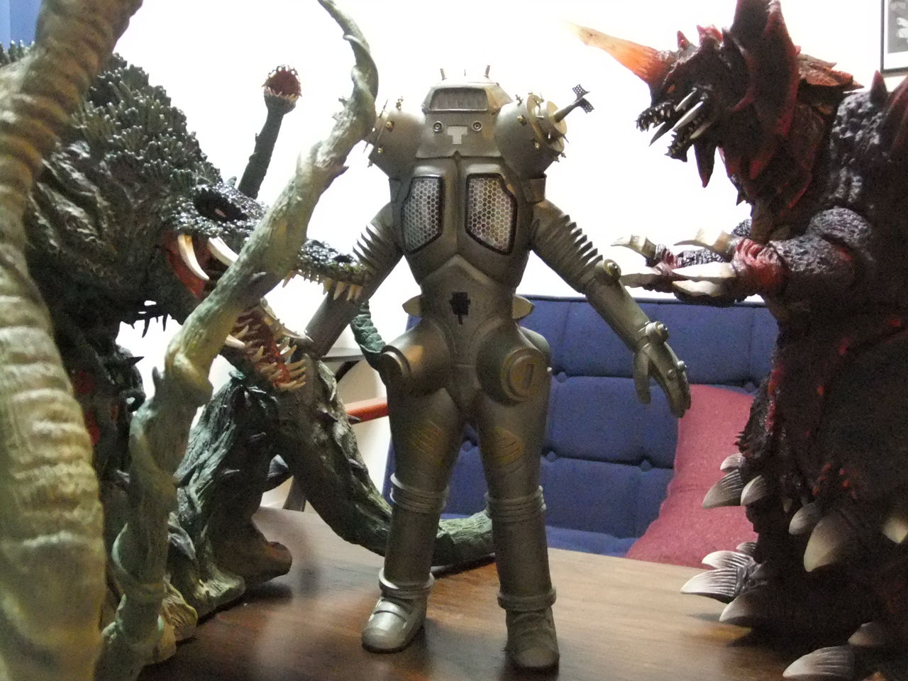 第7話 キングジョー : 怪獣部屋のストーリー