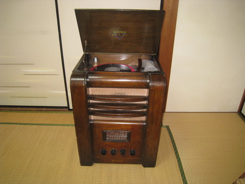 ラジオのみ修理済 日本ビクター JRE-47 電気蓄音機 真空管ラジオ 引取