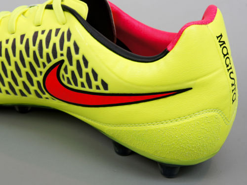 ナイキ マジスタ オーパス HG-E 公開 : Kohei's BLOG サッカースパイク