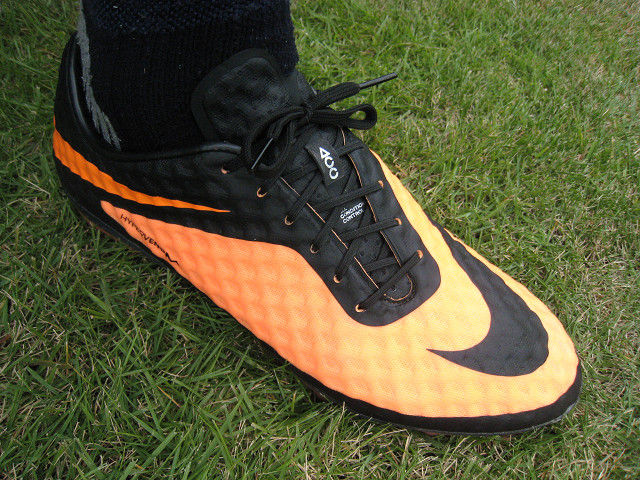 ナイキ ハイパーヴェノム ファントム FG インプレ : Kohei's BLOG