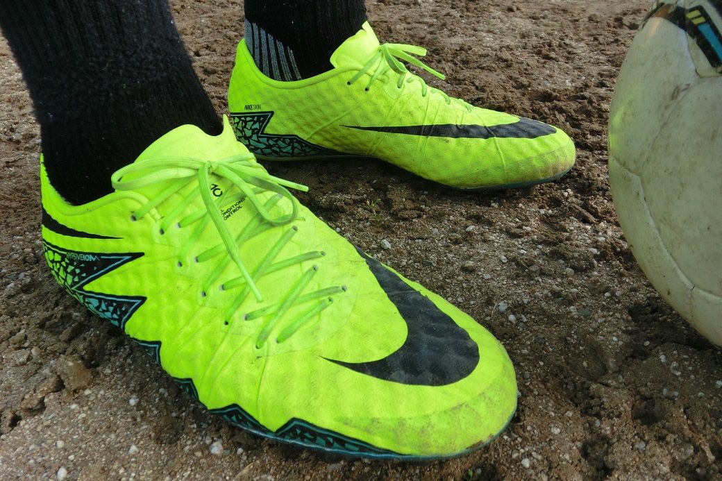 レビュー】 ナイキ ハイパーヴェノムフィニッシュ2 HG-E 感想