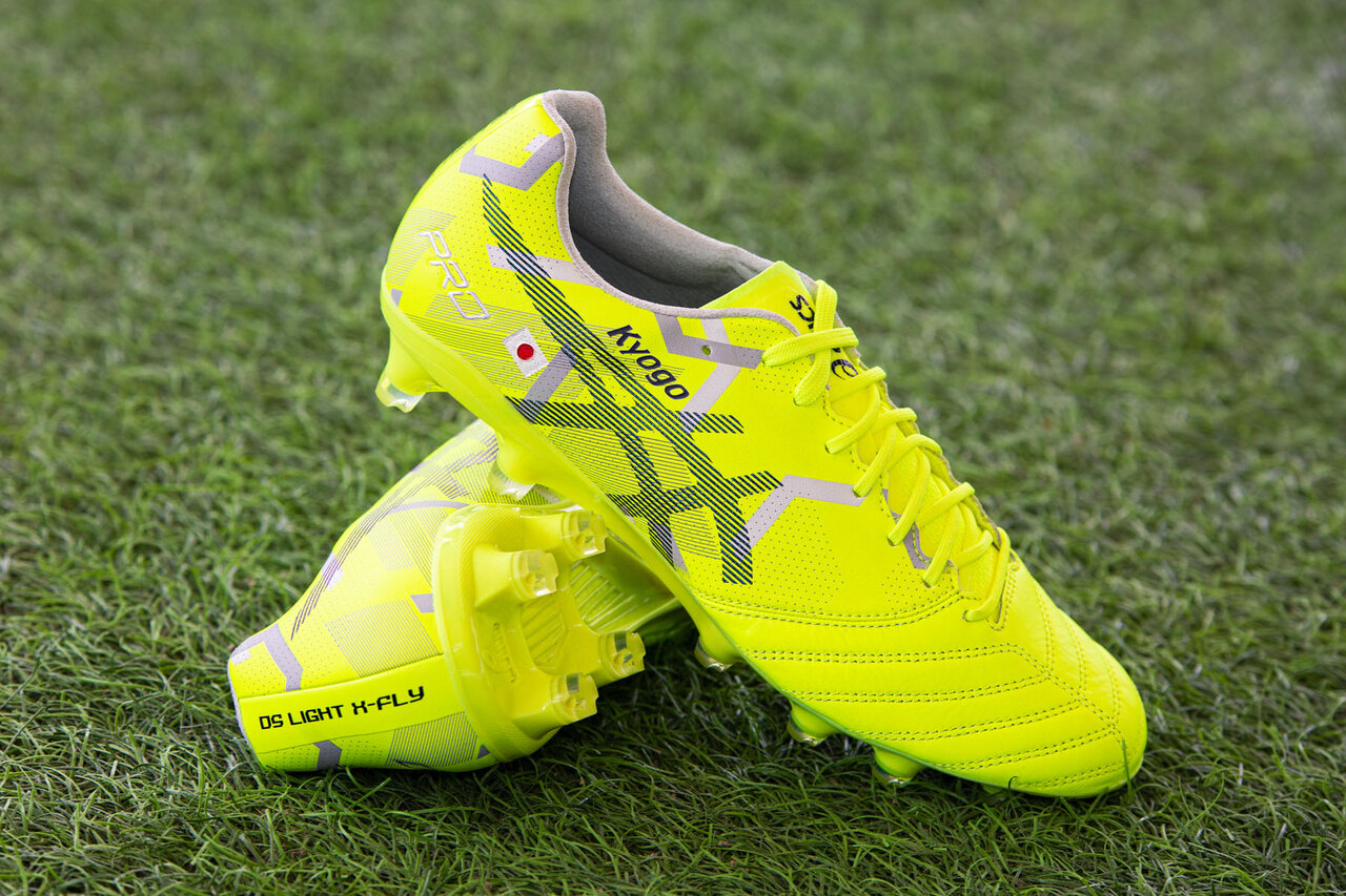 アシックス「DSライトX-FLY PRO L.E.」限定カラーが登場 : Kohei's