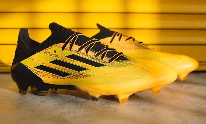 メッシのシグネチャースパイクに新色が登場！「エックススピードフロー