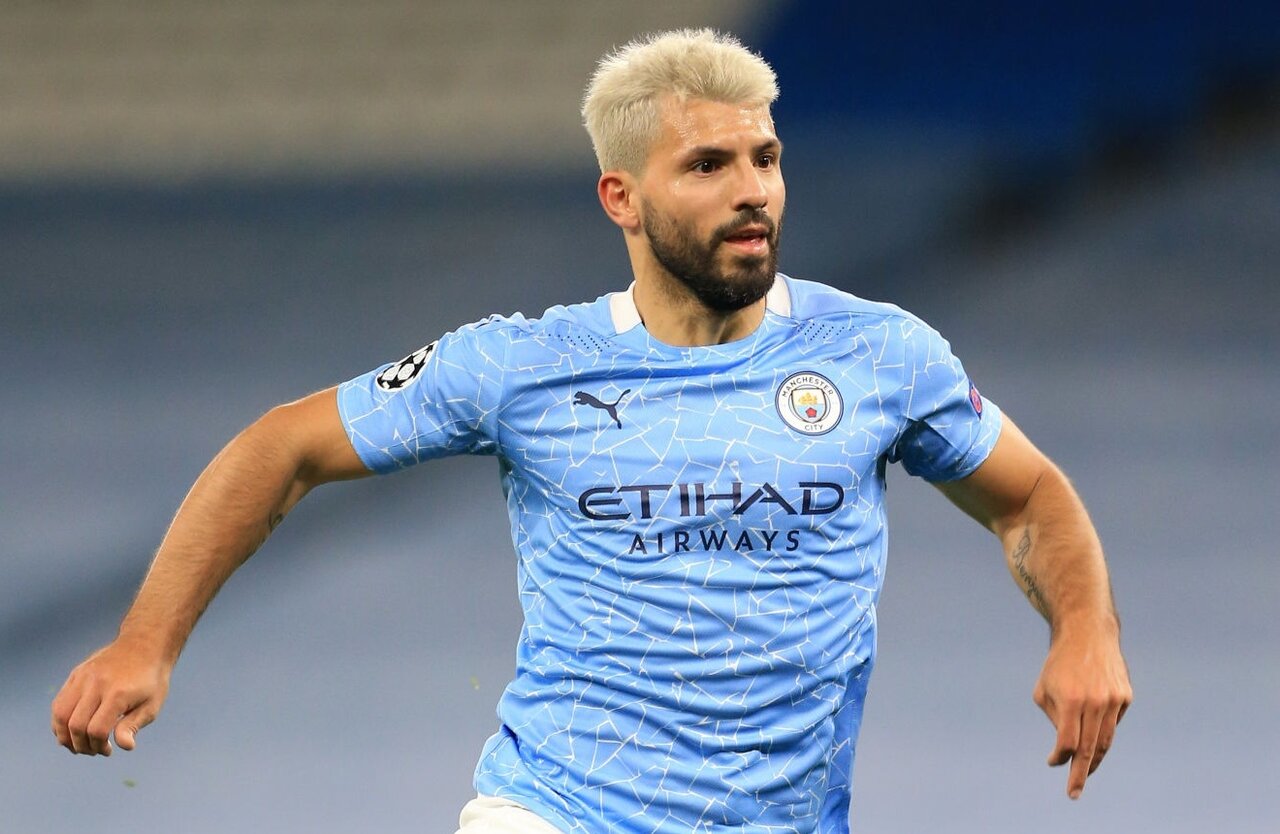 アグエロが履いているPUMAスパイク「特注ウルトラ1.1」の特別仕様感が