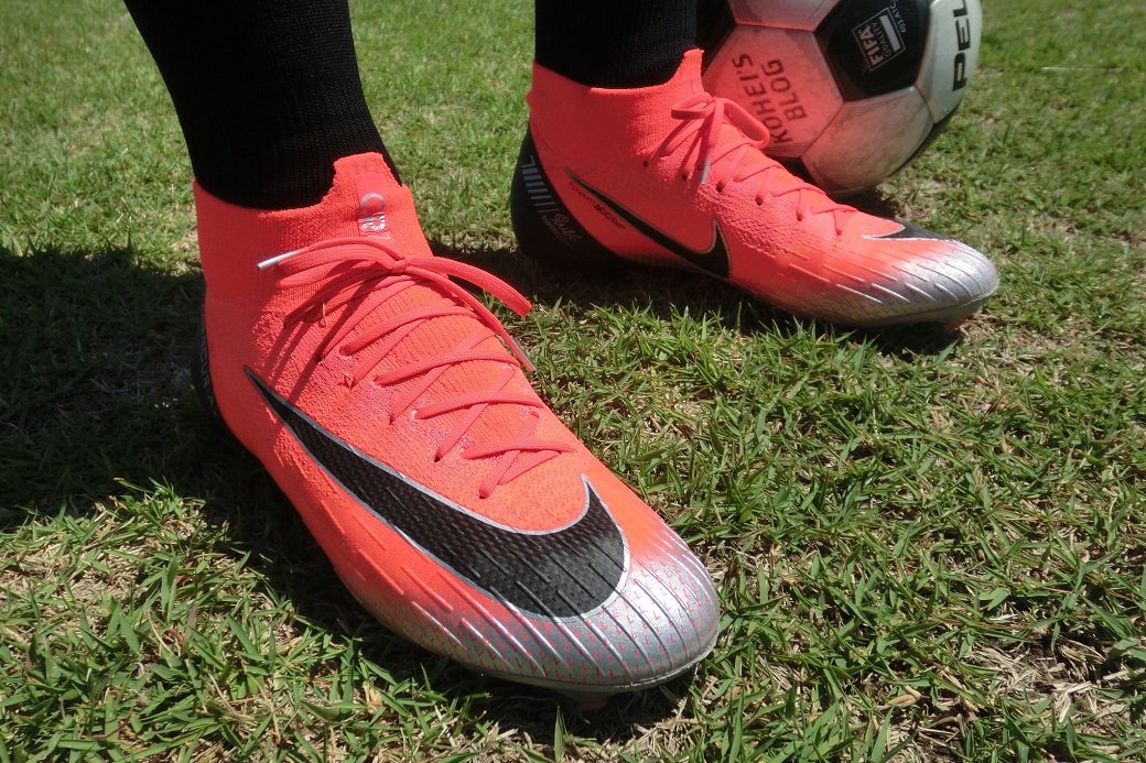 レビュー】 ナイキ マーキュリアルスーパーフライ6エリートFG 評価