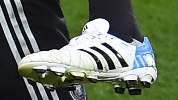 ドイツ代表 MFトニ・クロースの2018W杯着用スパイクはアディダスの