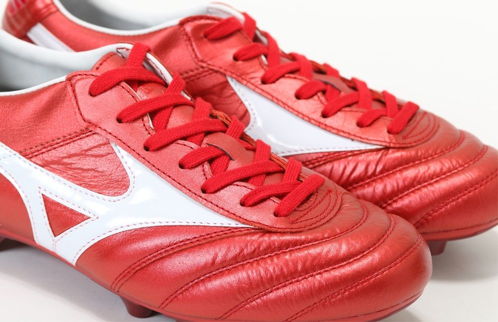 ミズノ モレリア2のレッドが爆売れ！数量限定5000足の行方は