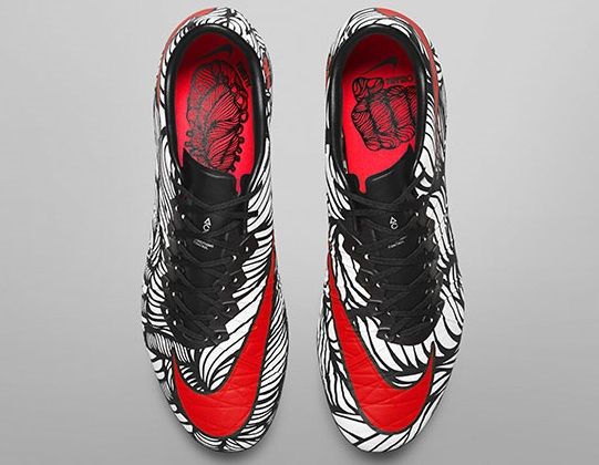 ネイマール ハイパーヴェノムフィニッシュNJR HGモデル : Kohei's BLOG