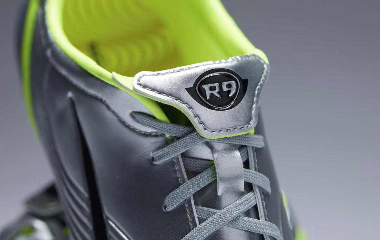 ナイキ初代マーキュリアルヴェイパーFGの復刻版が登場！4500足限定発売