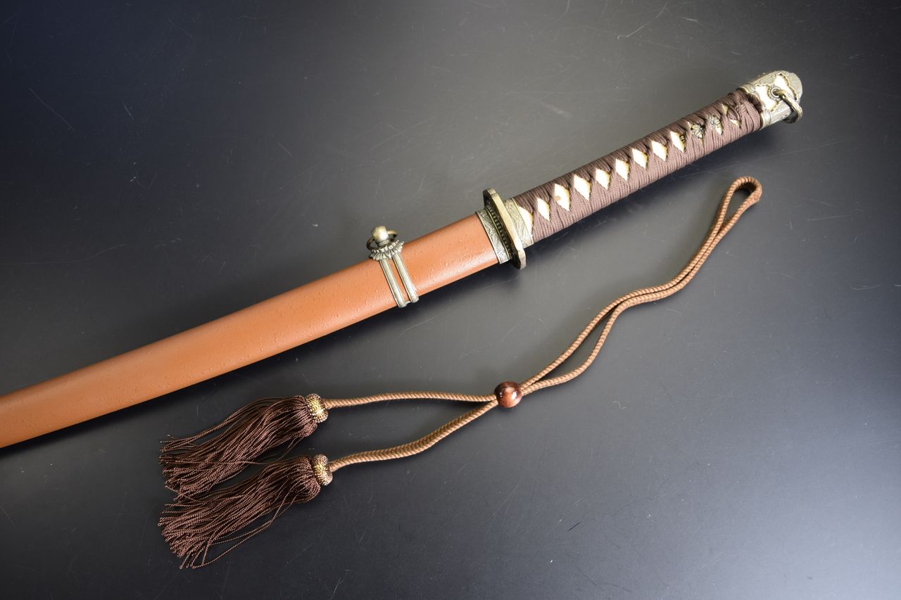 尾形刀剣 陸軍大刀 GN-3に弊社の軍刀房をつけてみました。 : 岐阜関