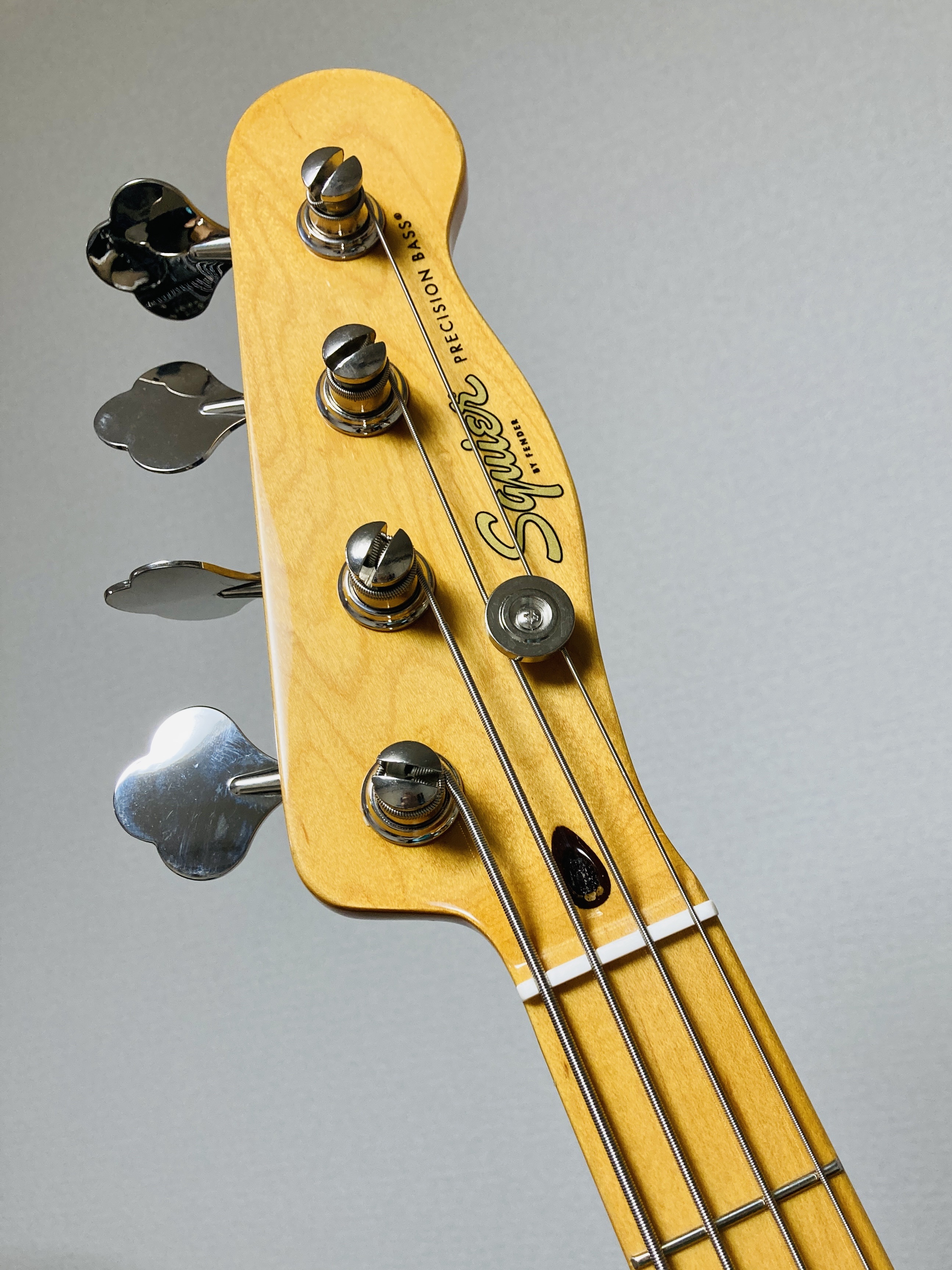 エレキベース界の始祖鳥？Squier Classic Vibe 50s Precision Bass