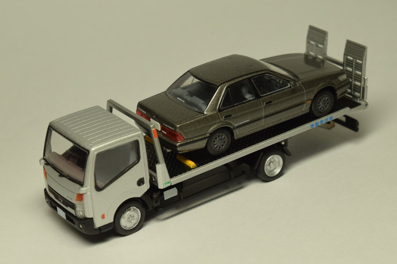 トミカ紹介】トミカリミテッドヴィンテージ ネオ 1/64 LV-N144b 日産