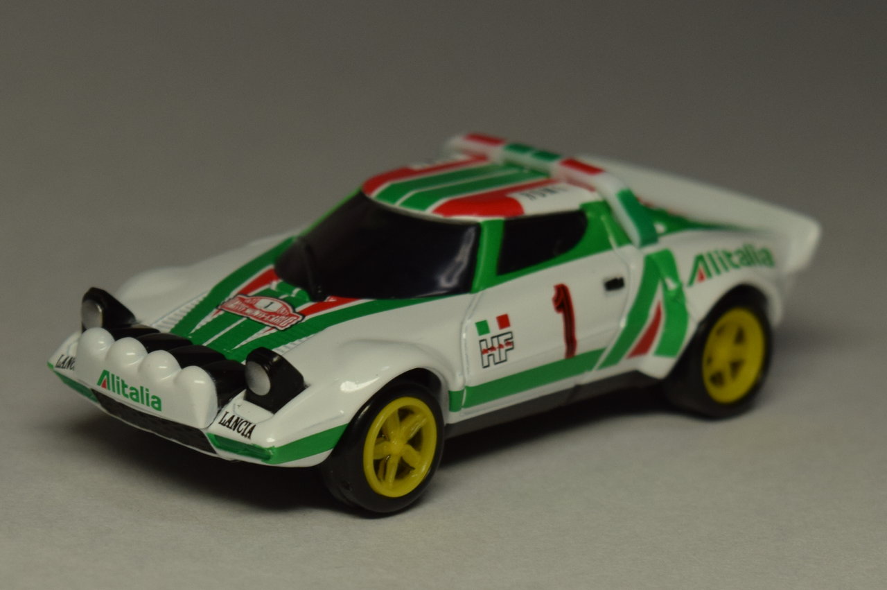 トミカプレミアム 19 ランチア ストラトス HF ラリー レビュー
