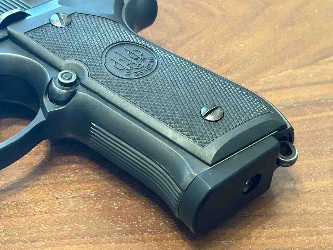 ウエスタンアームズ ベレッタM92FS ダイハード バトルダメージVer