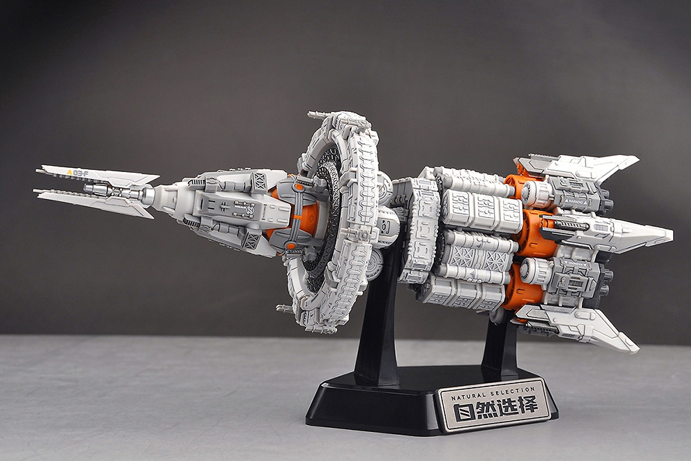 三体/ 自然選択号 （ナチュラル・セレクション）プラモデルキット