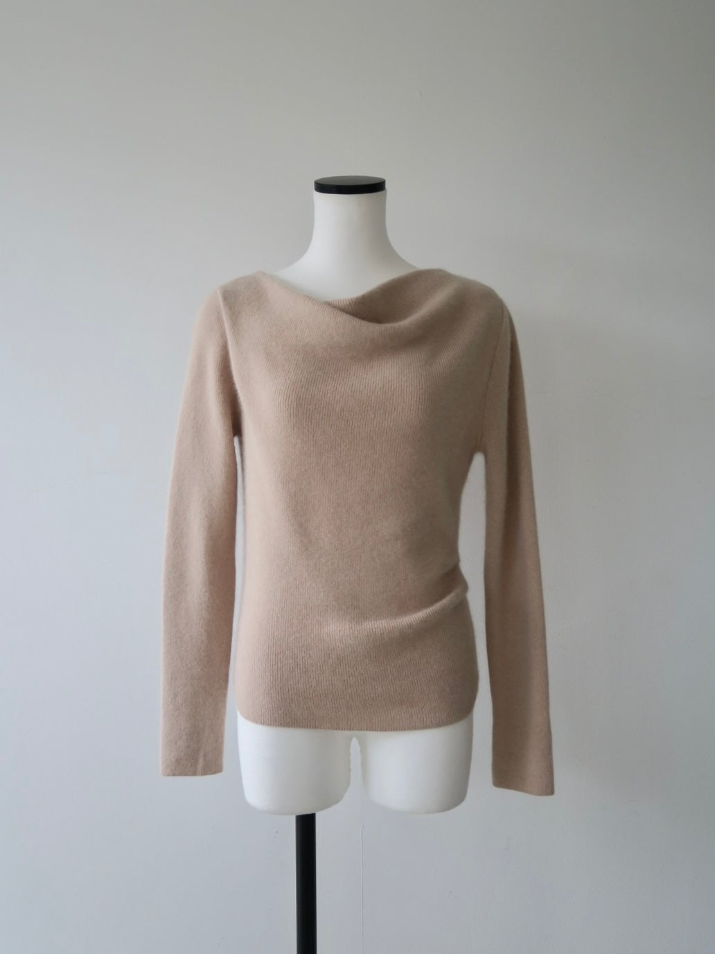 raccoon wool drape neck knit – célon