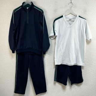 4点 大阪府 大阪産業大学附属高校 男子体操服 | すべての商品 | 中古