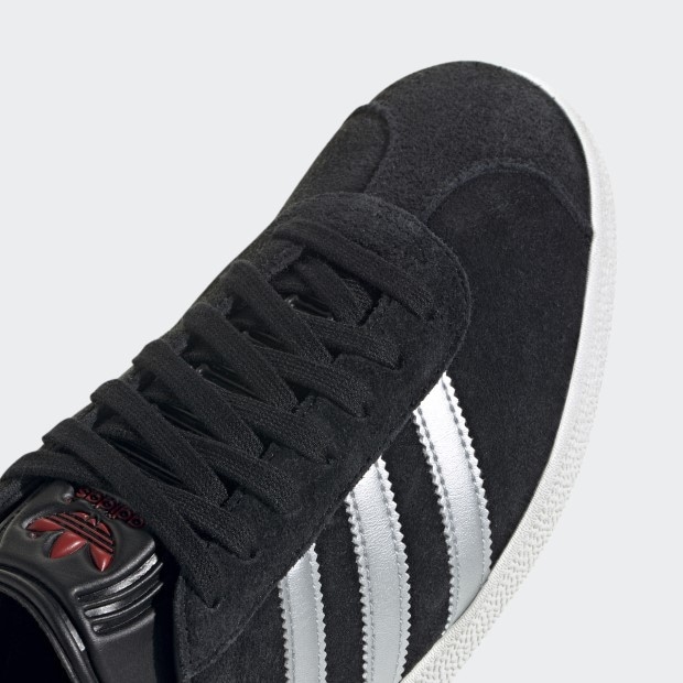 ガゼル GAZELLE nip77 コアブラック×シルバーメタリック ｜シューズ