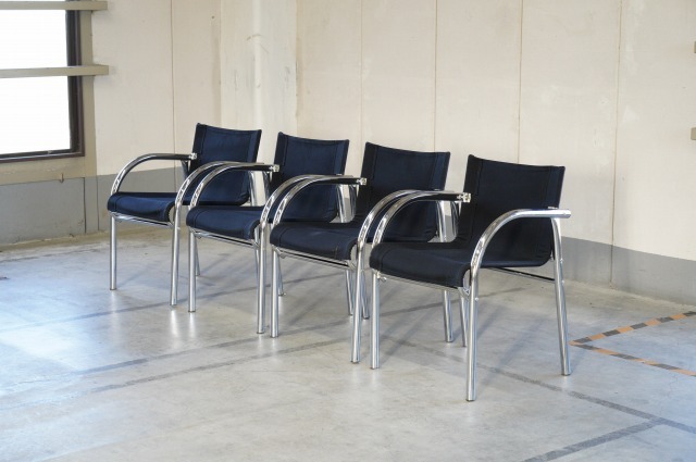 2022/01/10】スウェーデン イノベーター「ボガートカフェ」チェア