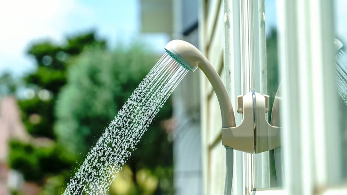 水道・電源なしで使えるLOGOSの「ポータブルシャワー」が夏のベスト