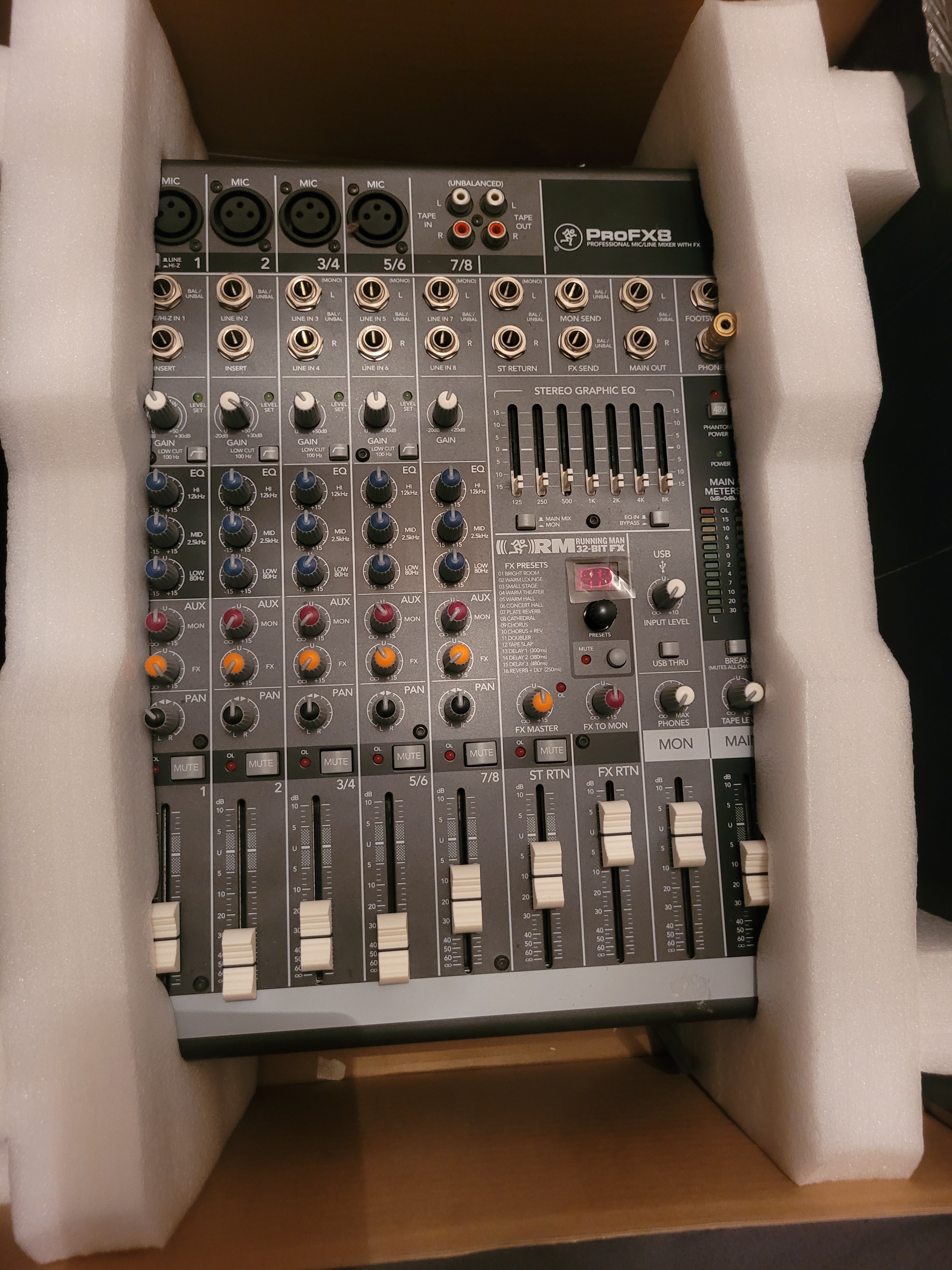 ProFX8 - Mackie ProFX8 - Audiofanzine