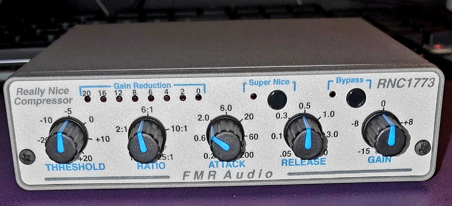 RNC1773 - FMR Audio RNC1773 - Audiofanzine