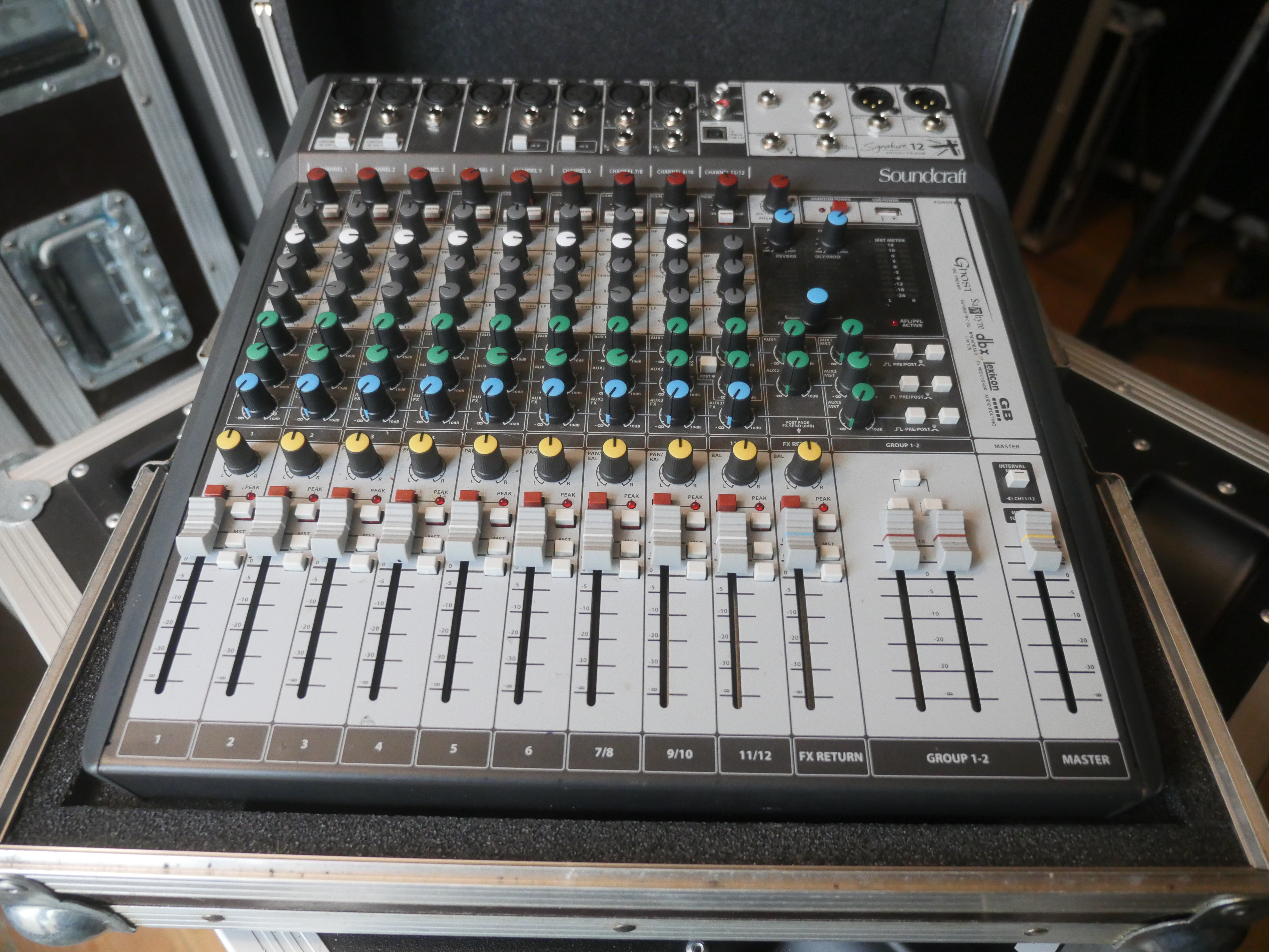 Signature 12 MTK - Soundcraft Signature 12 MTK - Audiofanzine