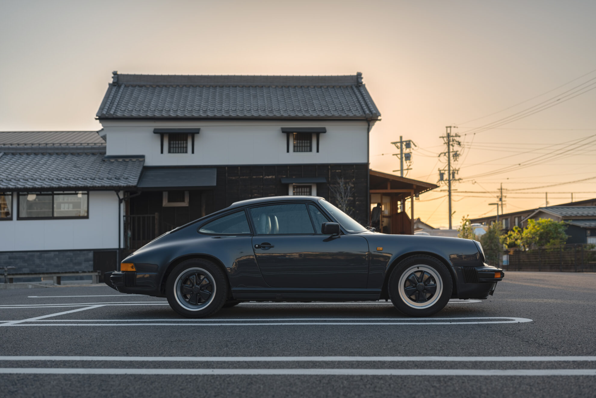 911(930)89年 25周年モデル ミツワ物 | 岐阜のポルシェ専門店、メディ
