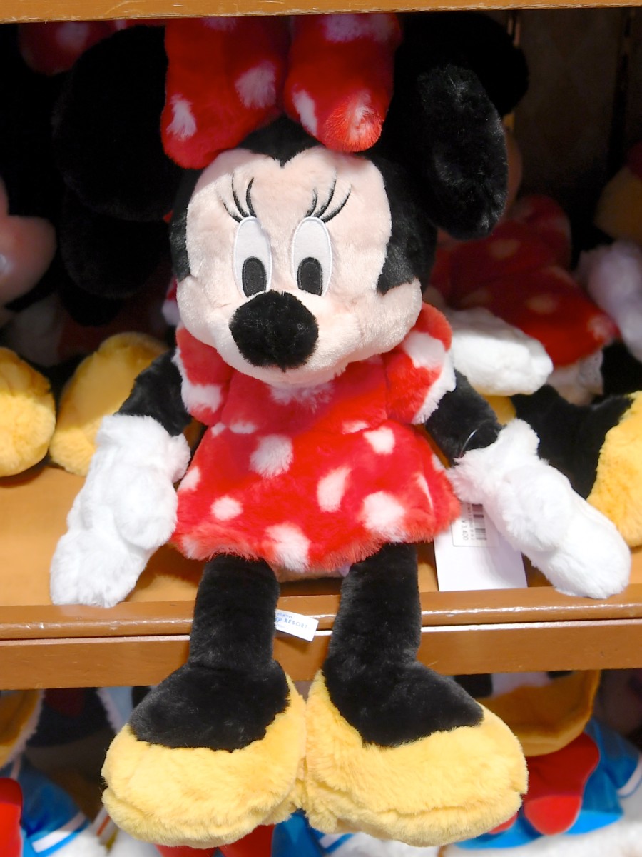 ふわふわ抱き心地のミッキー、ミニー、プーさんぬいぐるみ！東京