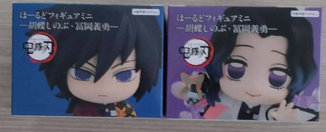 Amazon.co.jp: 鬼 滅 ほーるどフィギュアミニ 胡蝶しのぶ 冨岡義勇 2種