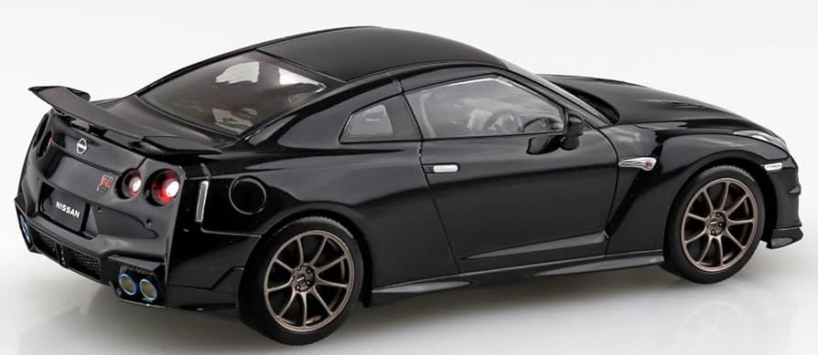 Amazon.com: Aoshima Nissan R35 Nissan GT-R 2024 (Meteor Flake