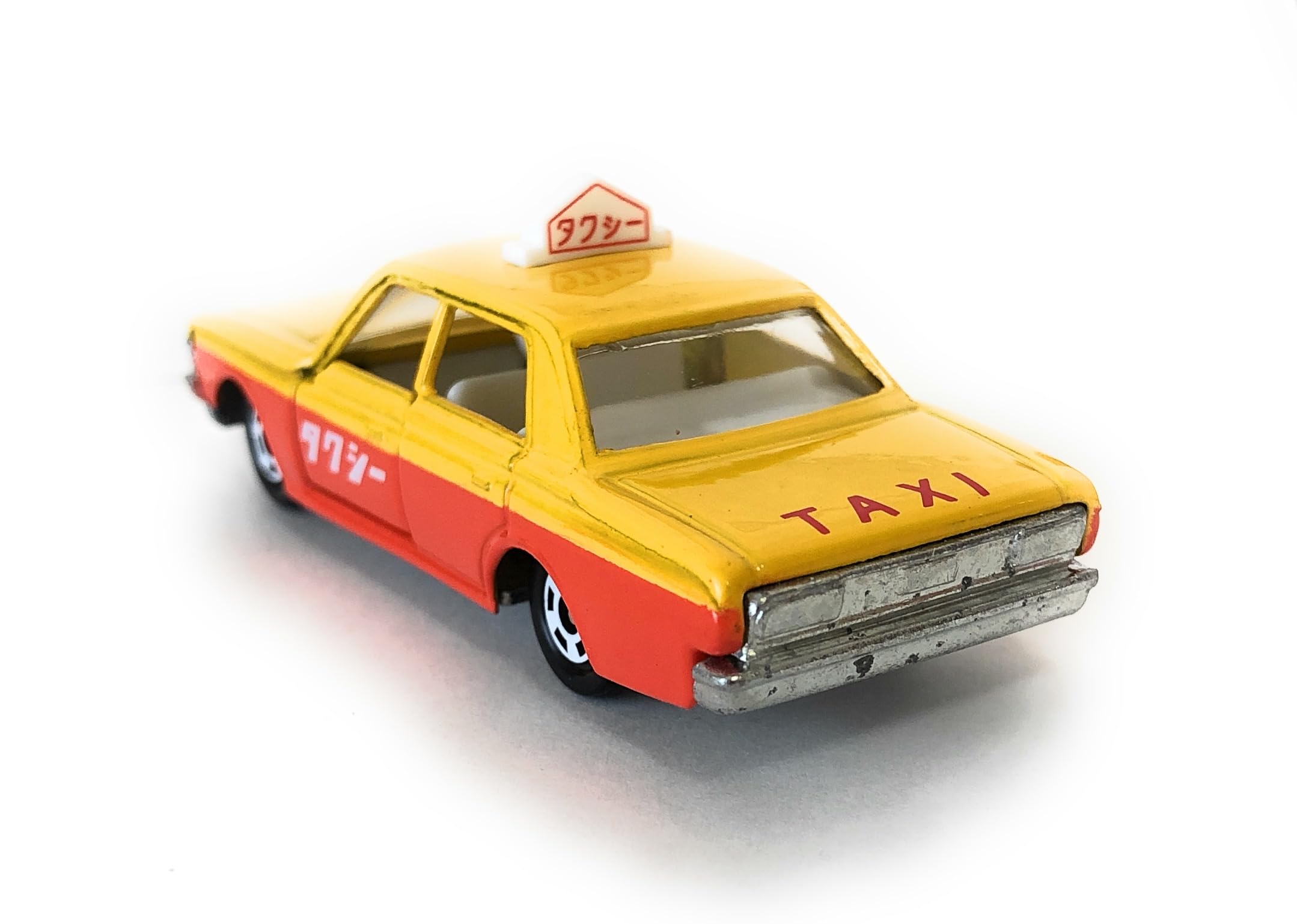 Amazon.co.jp: トミカ 30周年記念 復刻黒箱トミカ 28 クラウンタクシー
