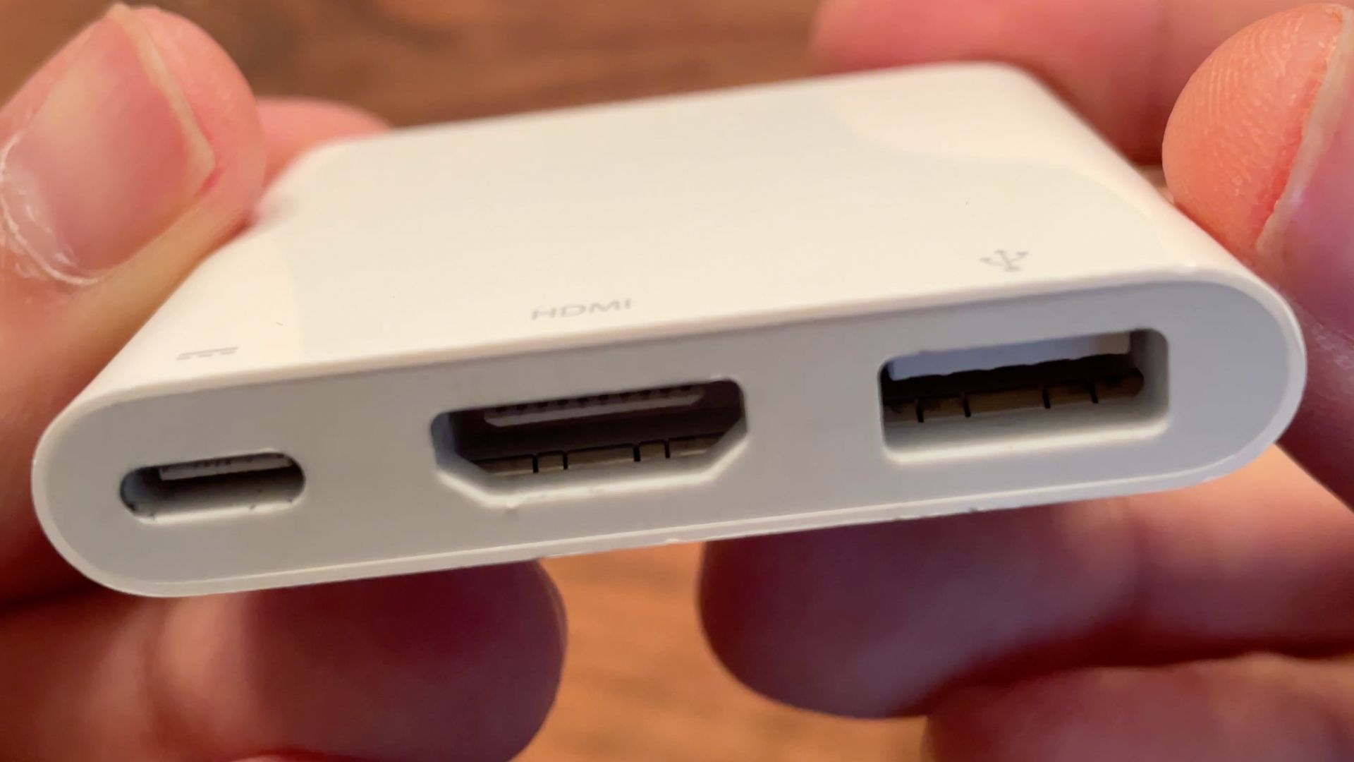 Watch Apple USB-C Digital AV Multiport Adapter Unboxed & Reviewed