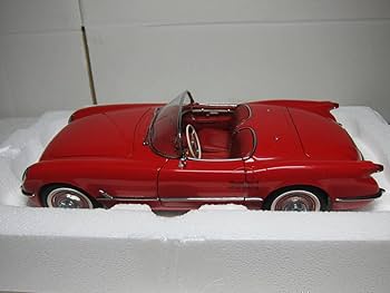 Amazon.co.jp: 1/18 オートアート シボレー コルベット 1954 レッド