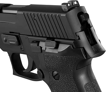 Amazon | 東京マルイ No18 シグ・ザウエル P226 レイル 18歳以上ガス