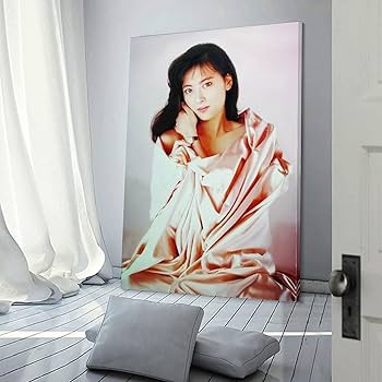 Amazon.co.jp: 中山美穂なかやま みほ 写真 ポスター (7) ホーム装飾