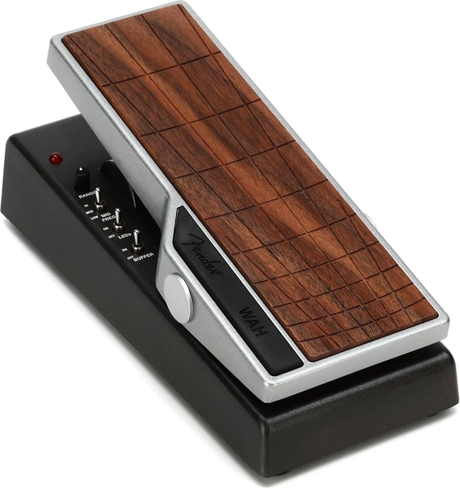 Amazon | Fender/Tread-Light Wah Pedal フェンダー | ワウ | 楽器