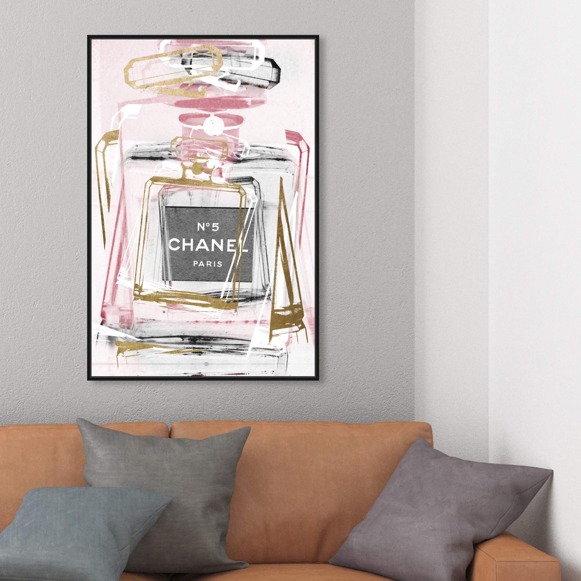 Amazon.com: The Oliver Gal Artist Co. Fashion Framed Wall Art