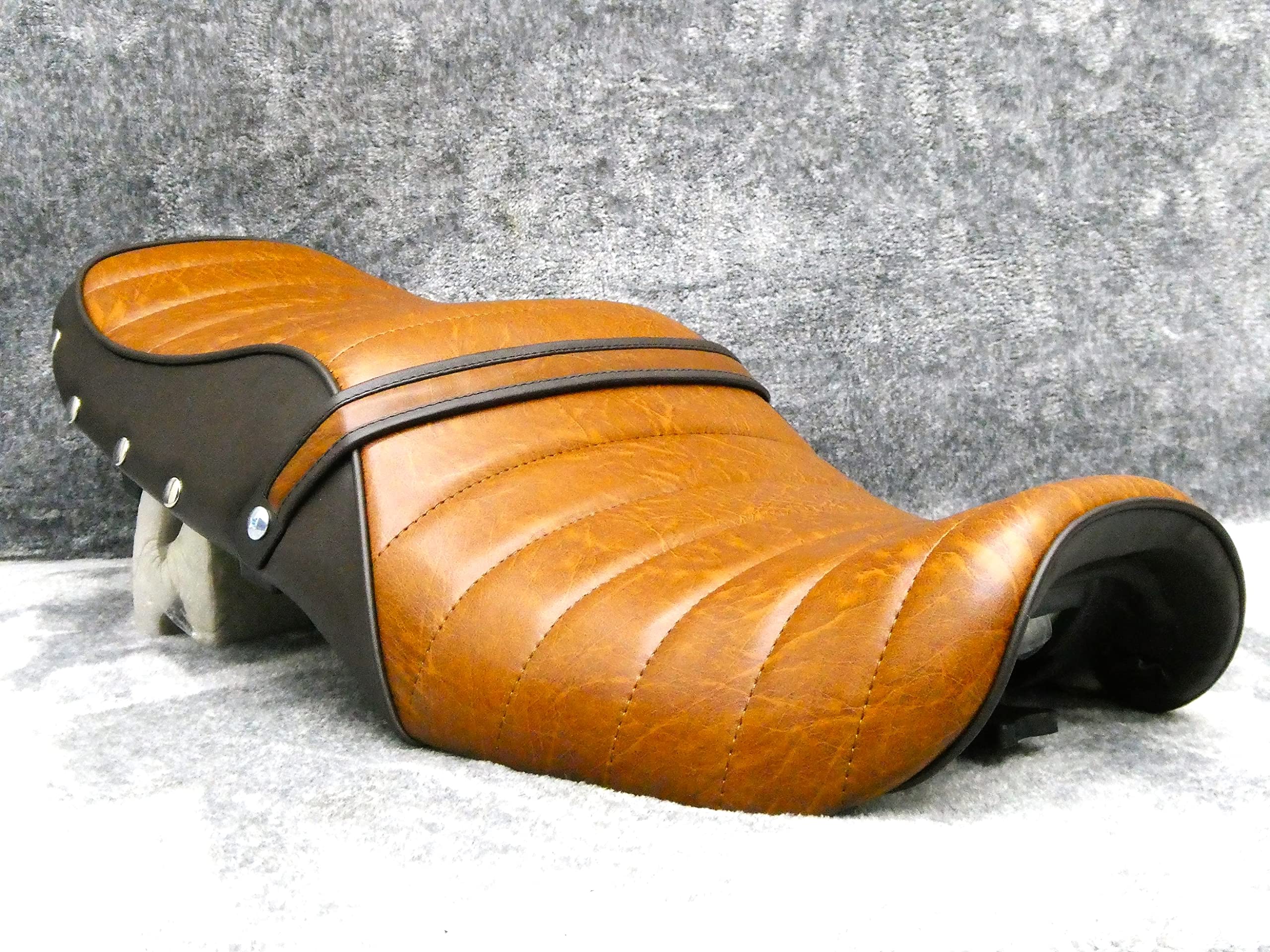 Amazon | バリオス2 用 (茶ツートン 鋲打ち タックロールシート) /2