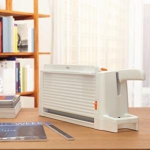 Amazon | プラス 裁断機 コンパクト断裁機 PK-113 裁断幅A4タテ 26-310