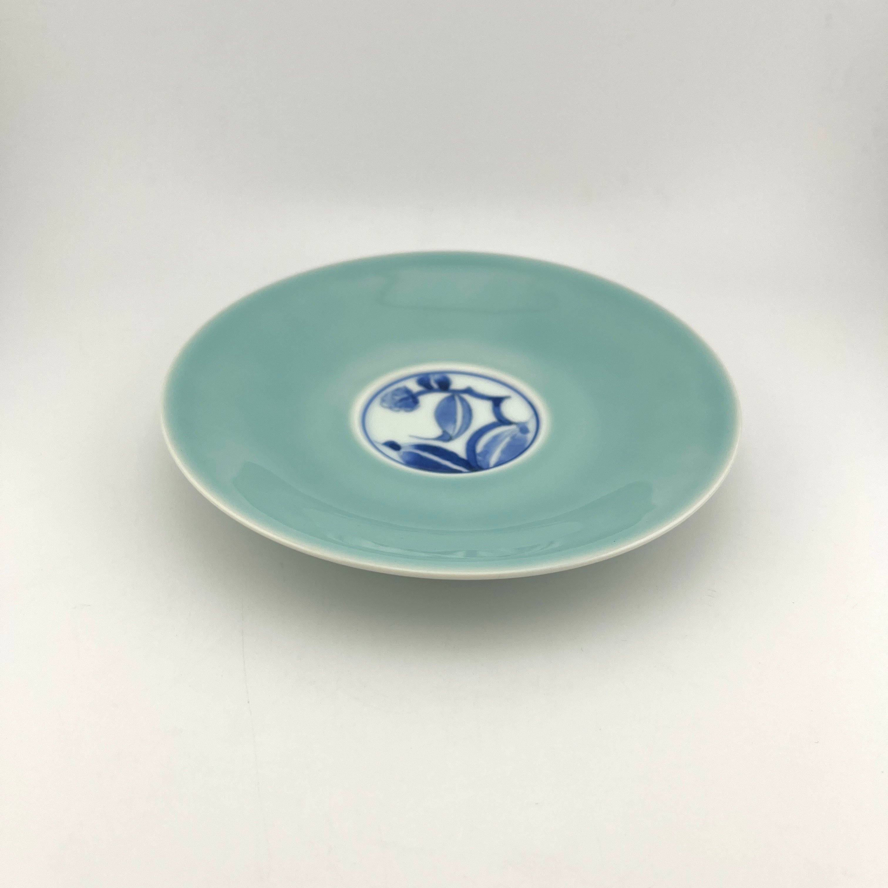 伊万里焼 文三窯 青磁椿絵碗皿 – 生活民芸 なかむた