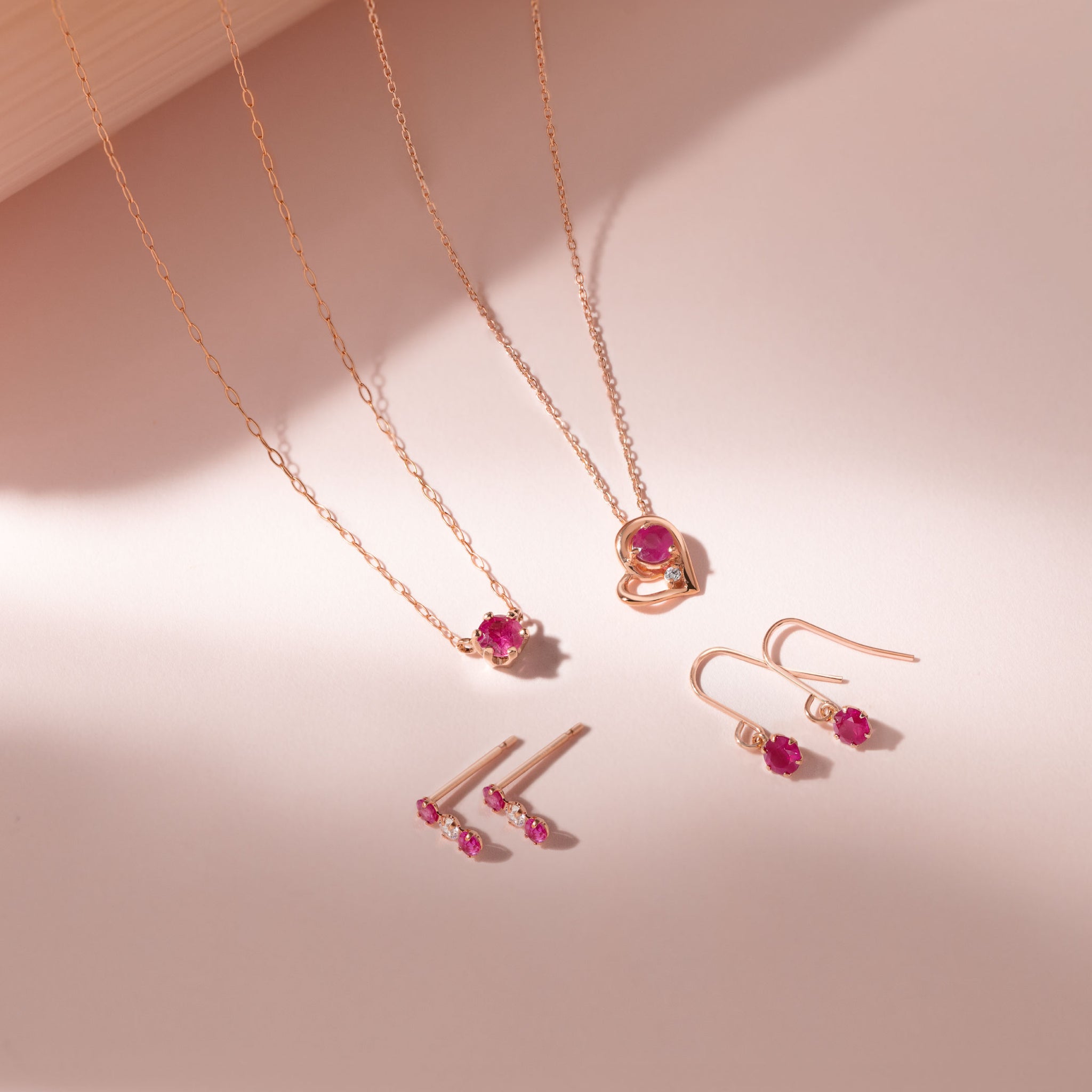 7月誕生石 K10 ピンクゴールド ルビー ピアス – Milluflora | ミル