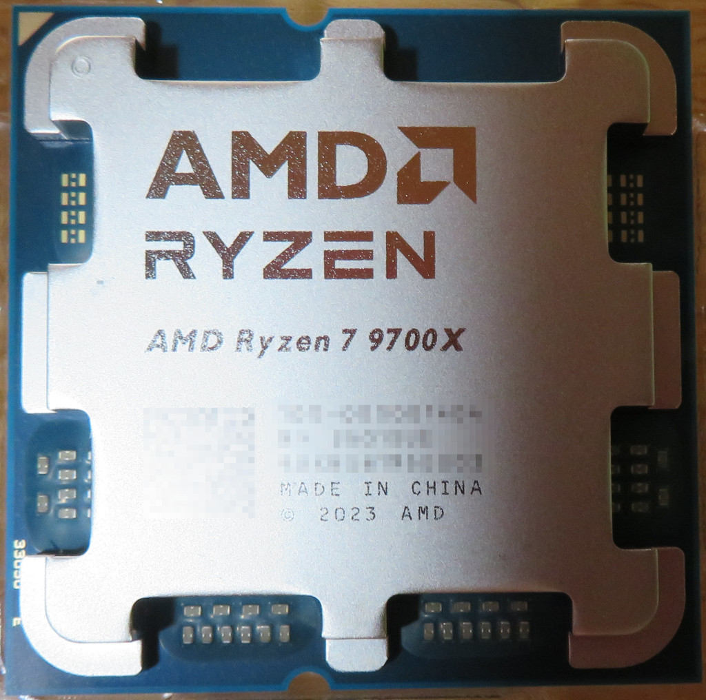 AMD Ryzen 7 9700Xのバルクを中古で買いました – 徒然なるままに