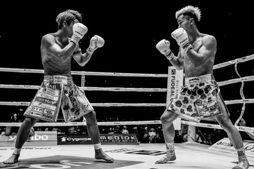 世紀の一戦「那須川天心 vs 武尊」をお手元に！ 迫力の試合シーンが