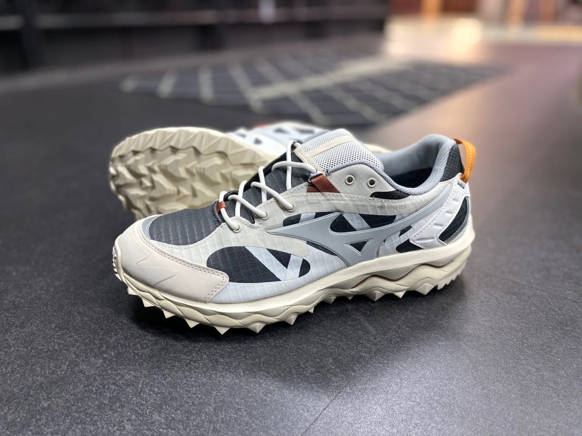 寒冷地でも頼りになる一足】ゴアテックス仕様の「WAVE MUJIN TL」が